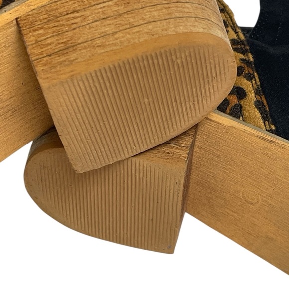 CORKEYS BOUTIQUE BLACK FAUX SUEDE ANIMAL PRINT BLOCK HEEL SZ 8 M - Picture 6 of 11